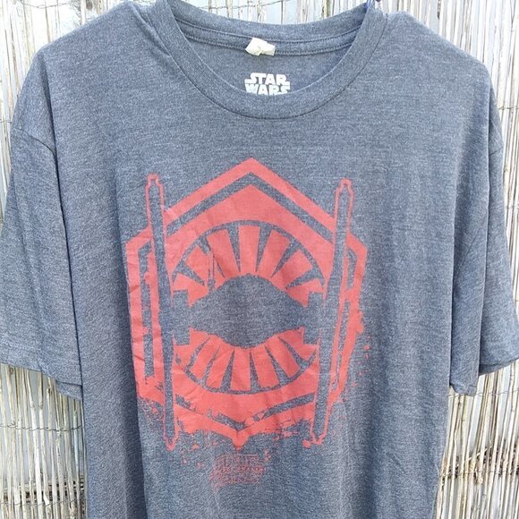 Star Wars The Force Awakens Men XL We Love Fine XL - Picture 1 of 16
